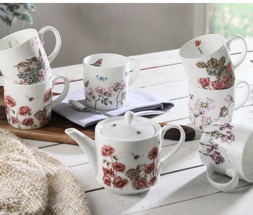 Royal Worcester Hannah Dale Wrendale Designs Oops a Daisy Coffee Tea Coffee Tea Mug 14 oz.